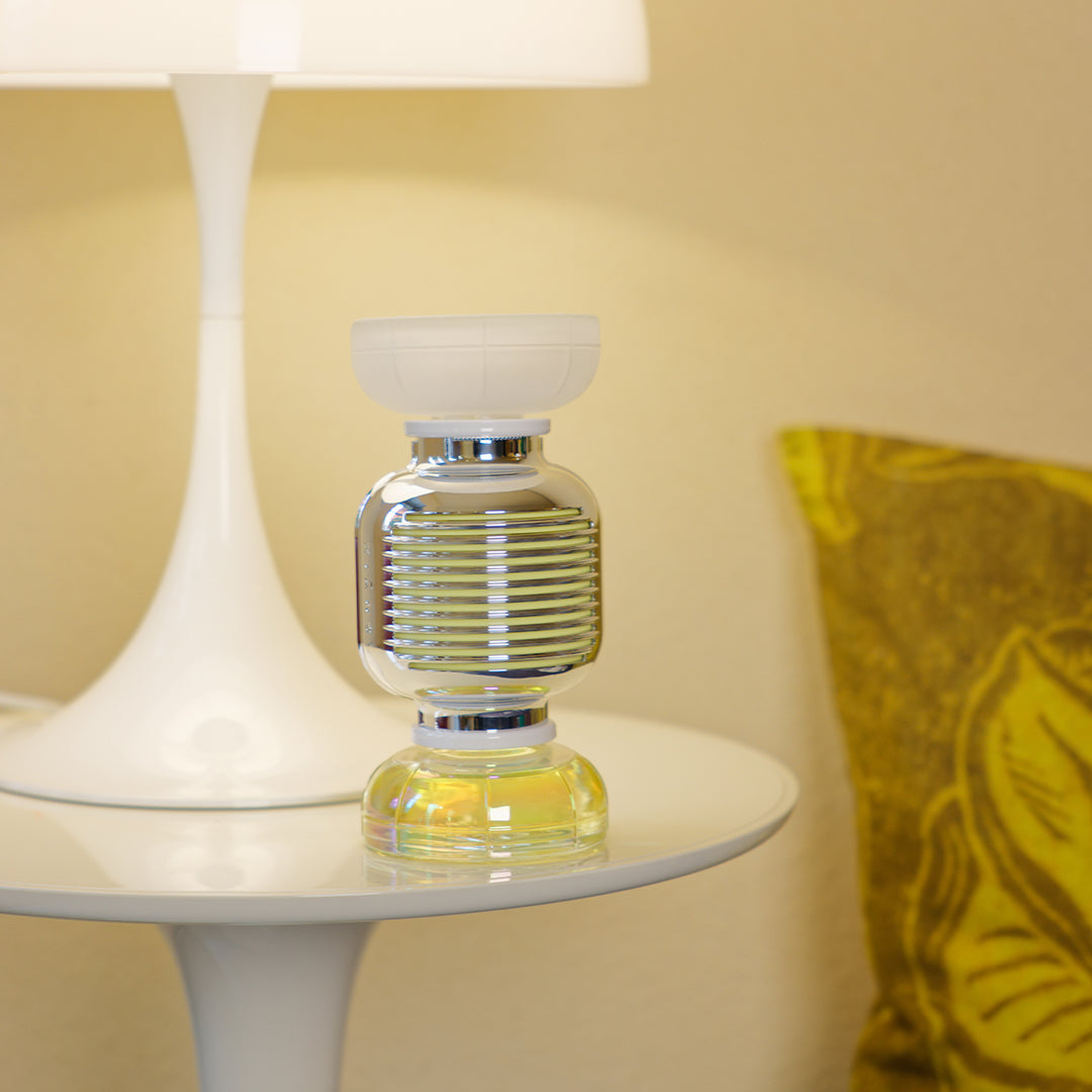 Oriental Dawn Shadow Lantern Gravity Diffuser – VivaScentz™ - XIANG