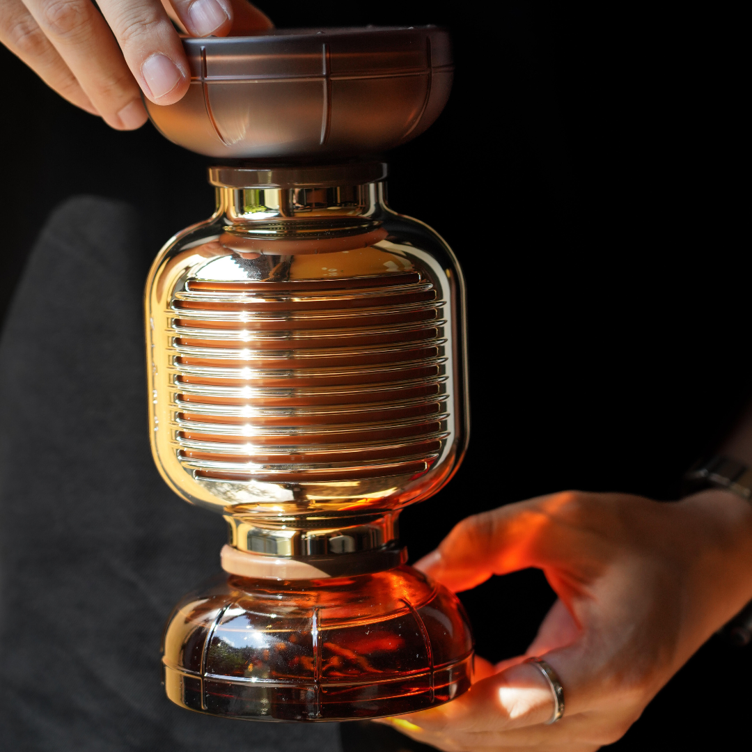 XIANG Amber Glow Golden Osmanthus Gravity Diffuser – 135ml Floral Home Fragrance